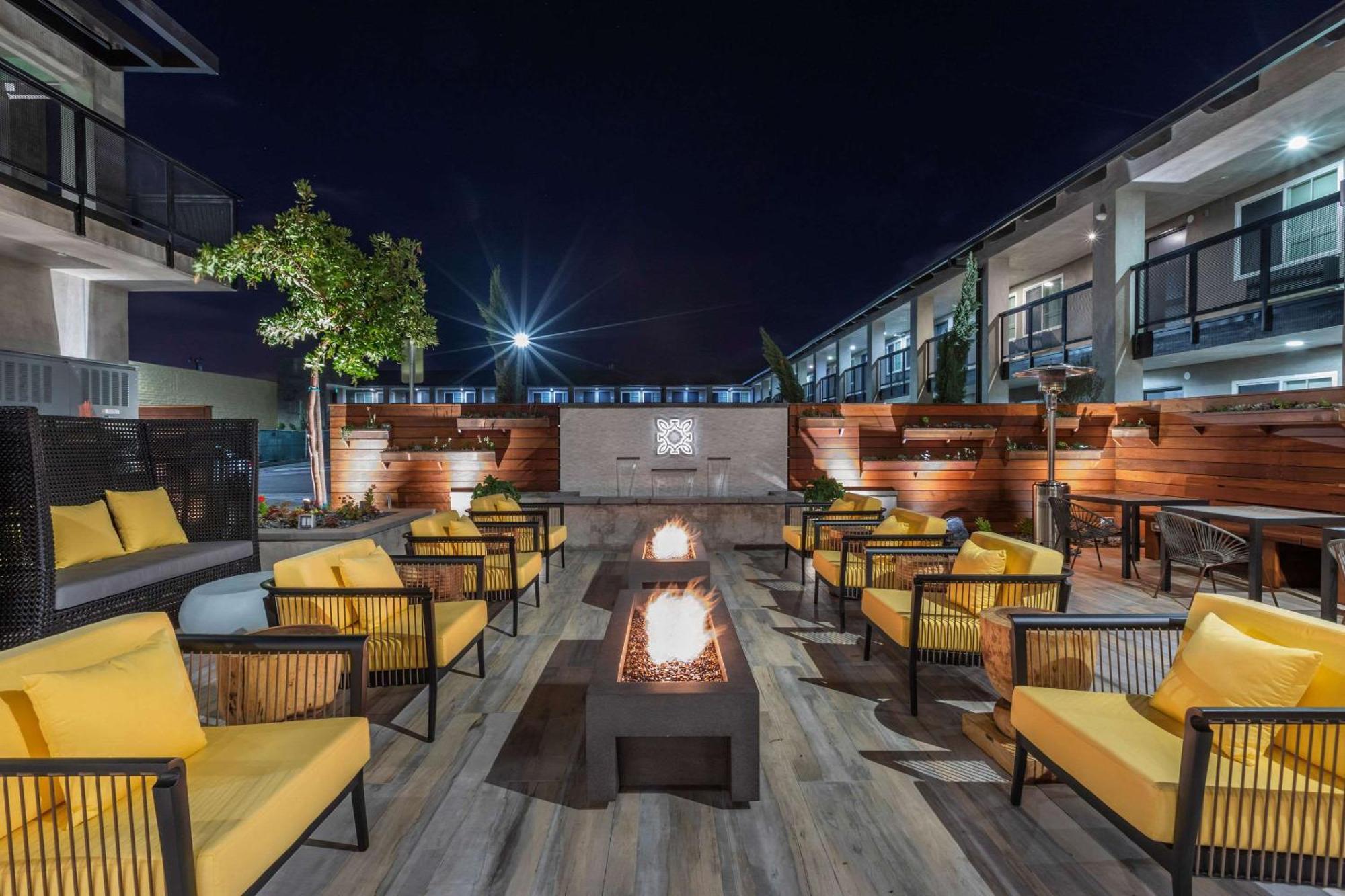 Bluestem Hotel Torrance Los Angeles, Ascend Hotel Collection Εξωτερικό φωτογραφία
